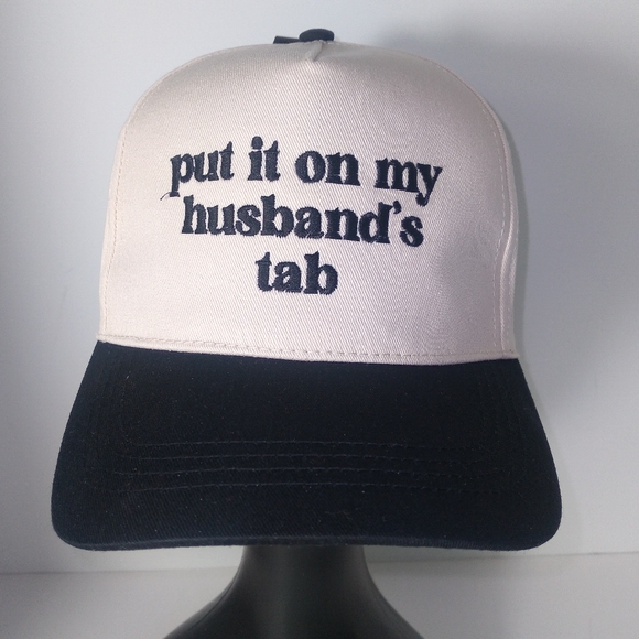 DAVID And YOUNG Put It On My Husband's Tab Cream and Black Cap Hat NWT - Picture 3 of 6